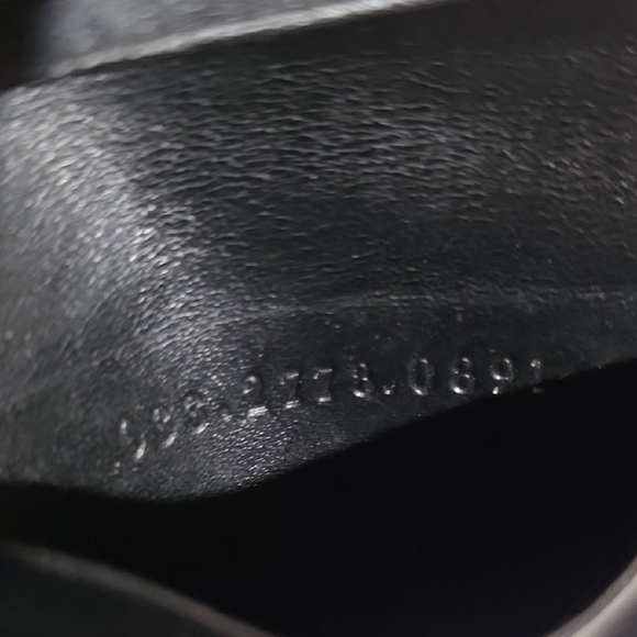 Gucci Vintage Black Leather 6-Key Holder Case – Classic Luxury Accessory 3.5x2.5 - Picture 12 of 14